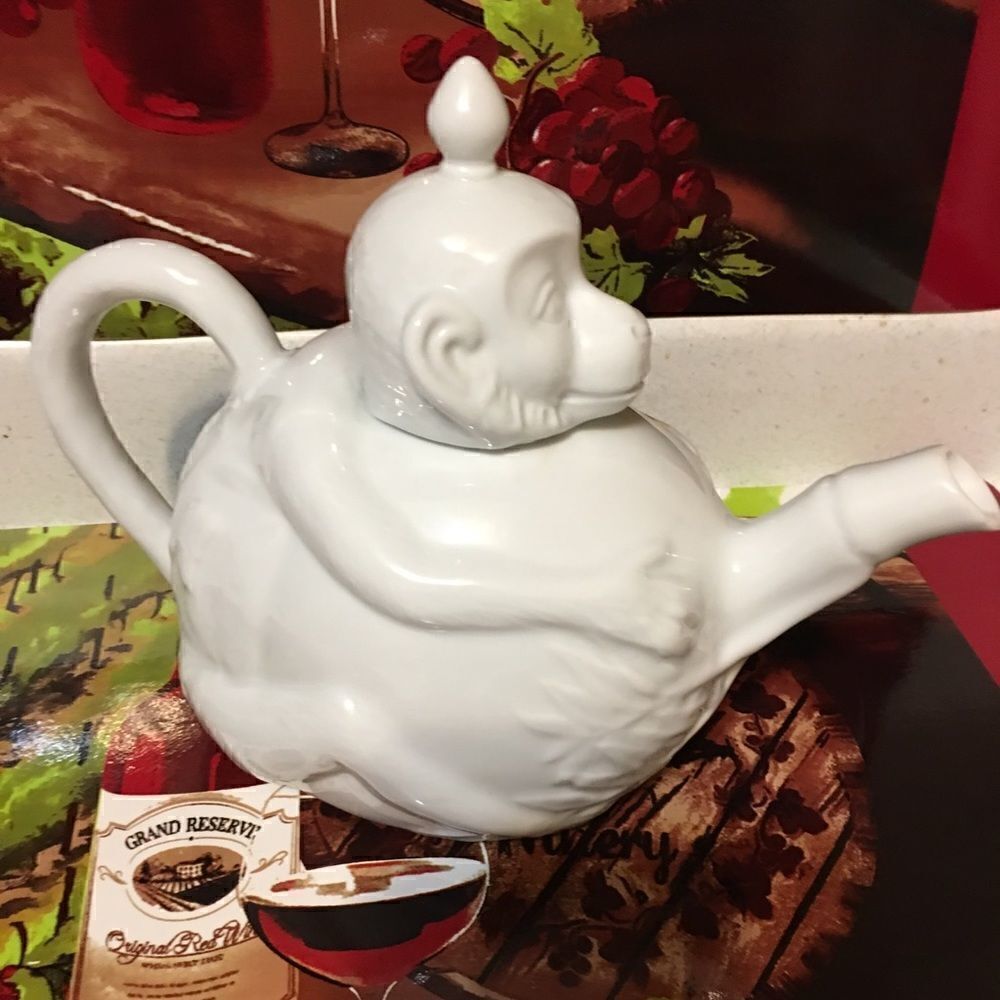London Pottery Monkey Jeanie Tea Pot‎